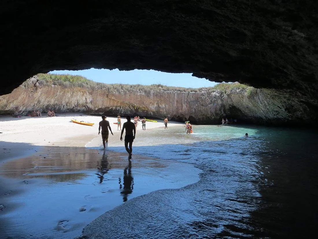 Enjoy your Summer Vacation at Marieta Islands