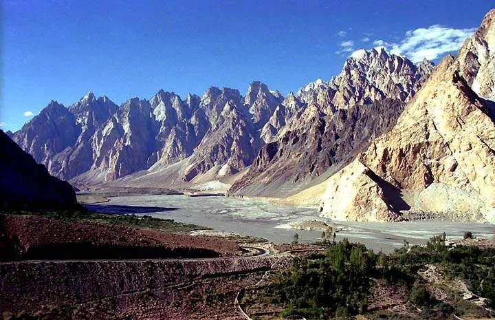 KARAKORAM HIGHWAY, PAKISTAN